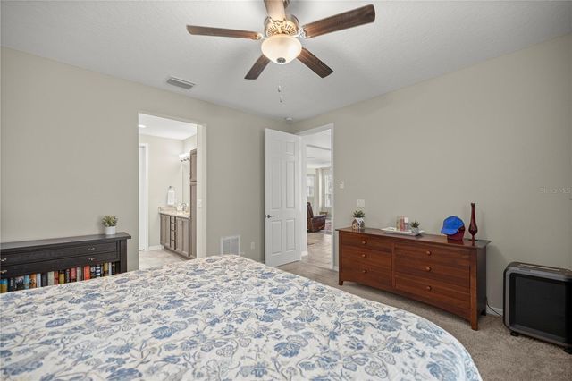 5504 NW 40TH LOOP, Ocala, FL 34482