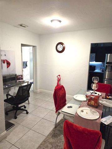 1236 NW 45th St, Miami, FL 33142