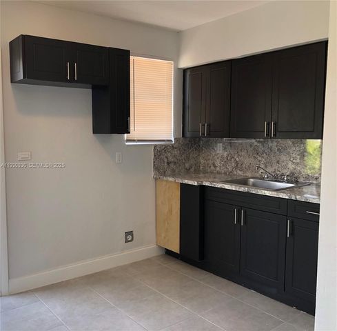 1236 NW 45th St, Miami, FL 33142