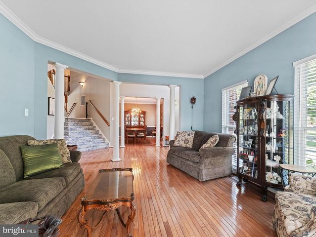 41 NICHOLAS DR, Sicklerville, NJ 08081