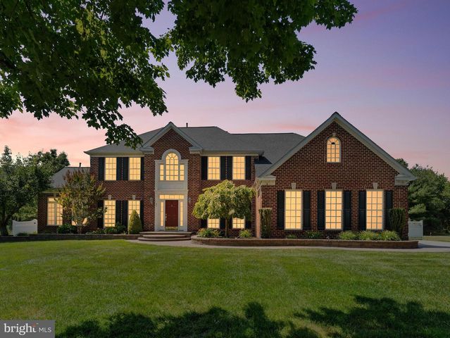 41 NICHOLAS DR, Sicklerville, NJ 08081