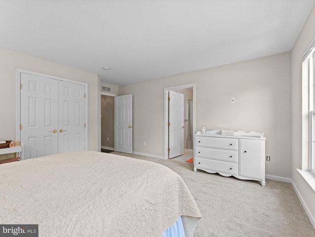 41 NICHOLAS DR, Sicklerville, NJ 08081