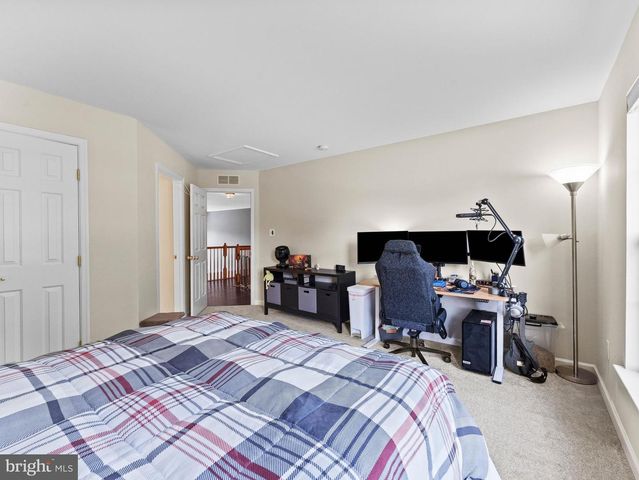 41 NICHOLAS DR, Sicklerville, NJ 08081