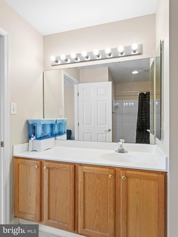 41 NICHOLAS DR, Sicklerville, NJ 08081