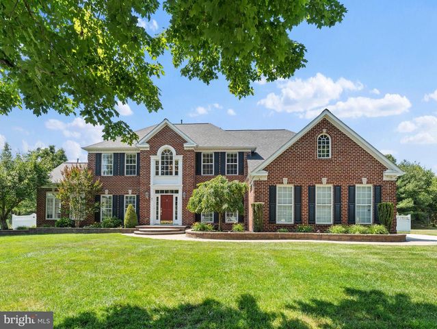 41 NICHOLAS DR, Sicklerville, NJ 08081