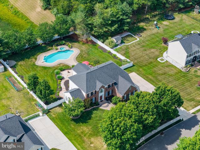 41 NICHOLAS DR, Sicklerville, NJ 08081