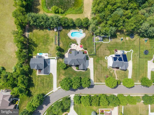 41 NICHOLAS DR, Sicklerville, NJ 08081