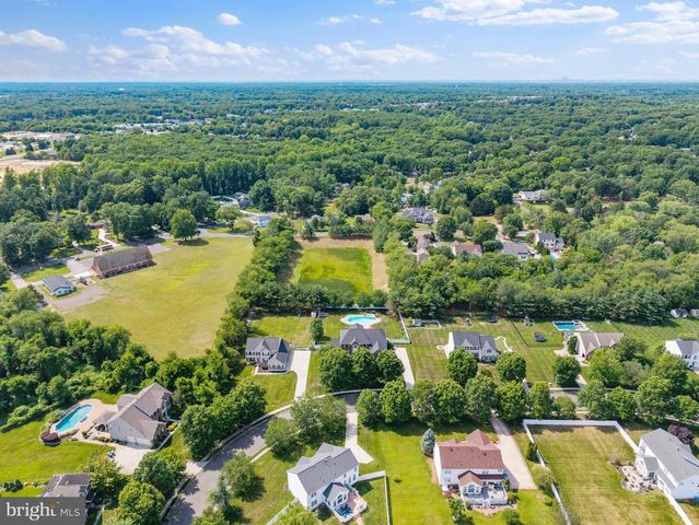 41 NICHOLAS DR, Sicklerville, NJ 08081