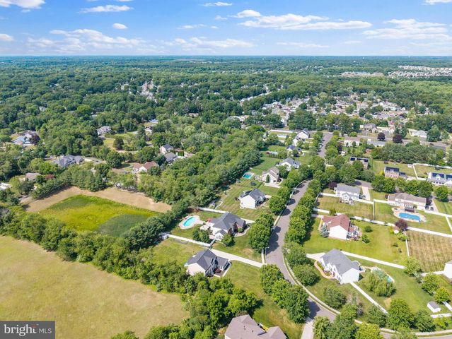 41 NICHOLAS DR, Sicklerville, NJ 08081