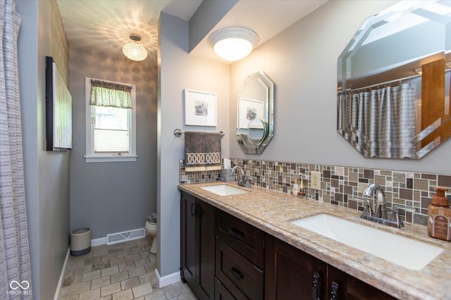 215 E Brunswick Avenue, Indianapolis, IN 46227