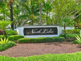 933 Falling Water Rd, Weston, FL 33326