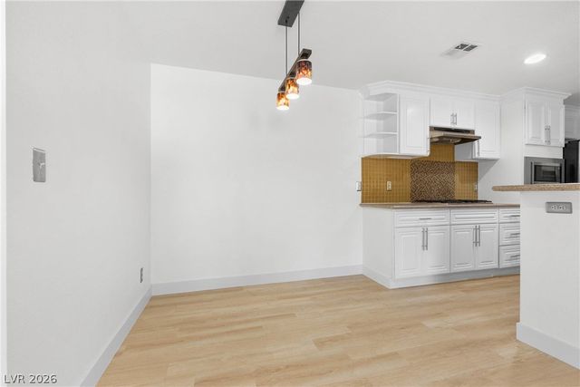 2200 South Fort Apache Road 2123, Las Vegas, NV 89117
