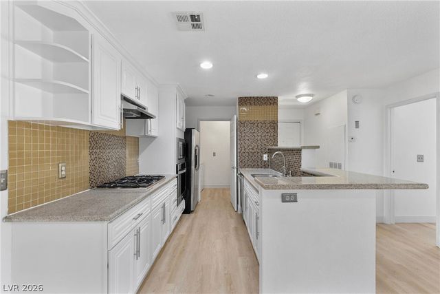 2200 South Fort Apache Road 2123, Las Vegas, NV 89117