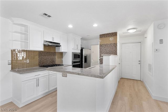 2200 South Fort Apache Road 2123, Las Vegas, NV 89117