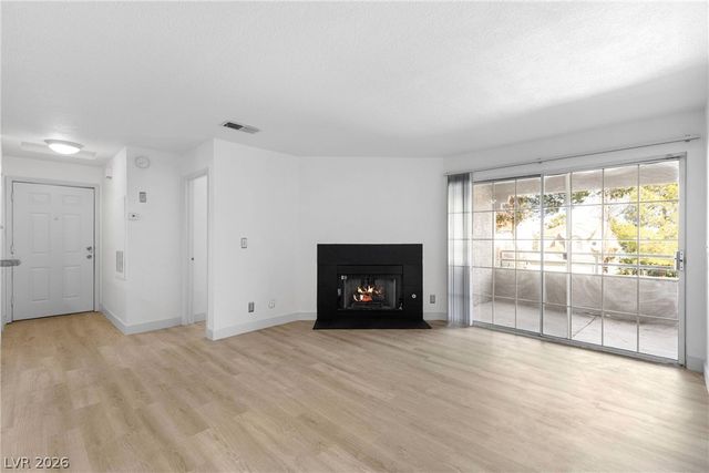 2200 South Fort Apache Road 2123, Las Vegas, NV 89117