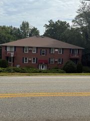 325 Ashland Avenue 12, Southbridge, MA 01550