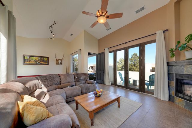 5108 San Adan Avenue NW, Albuquerque, NM 87120