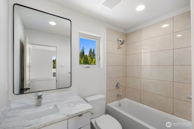 1251 SW 151st Street, Seattle, WA 98166