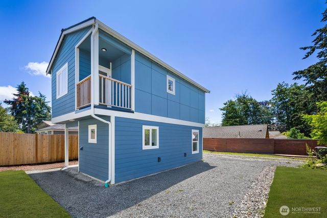 1251 SW 151st Street, Seattle, WA 98166