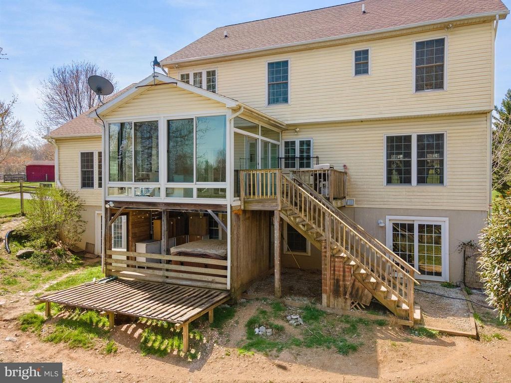 Image 51 of property listing at 4525 BECKLEYSVILLE RD, Hampstead, MD 21074