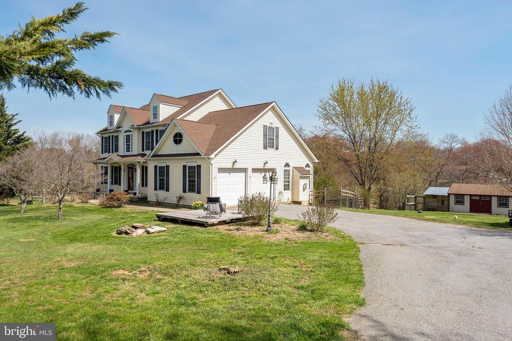 Image 55 of property listing at 4525 BECKLEYSVILLE RD, Hampstead, MD 21074