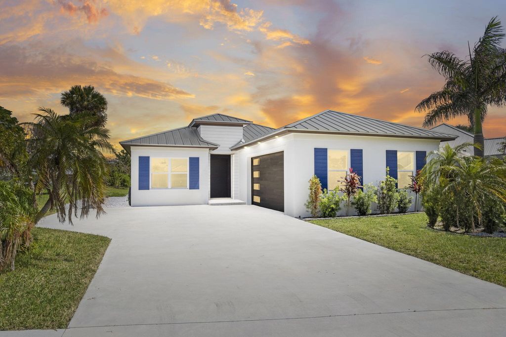 1341 Bonefish Court, Fort Pierce, FL 34949