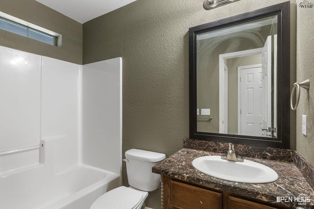 1437 SPUR TRAIL, Henrietta, TX 76365