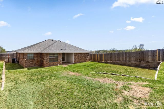 1437 SPUR TRAIL, Henrietta, TX 76365