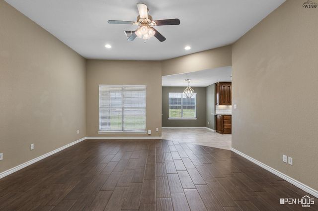 1437 SPUR TRAIL, Henrietta, TX 76365