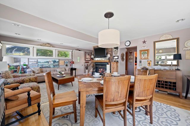 S68W18031 Island DRIVE, Muskego, WI 53150