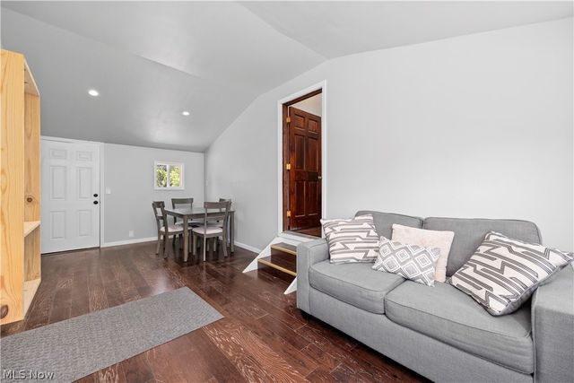 15665 Bennett Road, North Royalton, OH 44133
