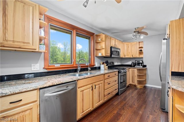 15665 Bennett Road, North Royalton, OH 44133