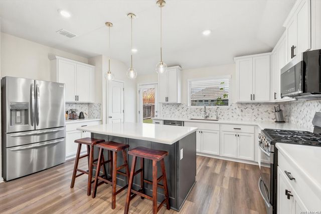 2046 Flametree Ave, New Braunfels, TX 78132