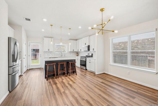 2046 Flametree Ave, New Braunfels, TX 78132