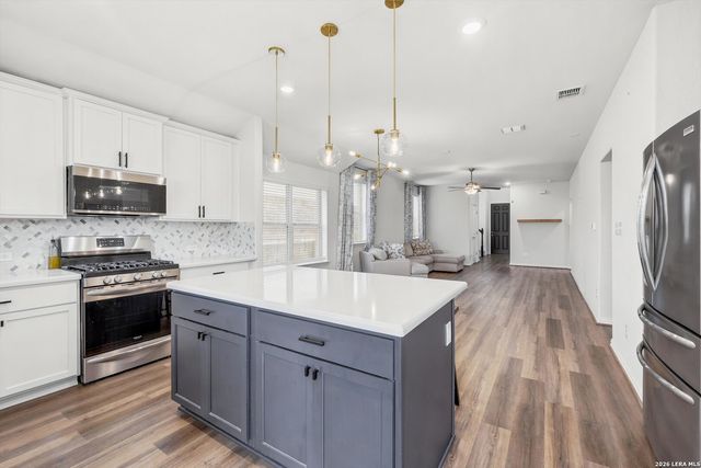 2046 Flametree Ave, New Braunfels, TX 78132