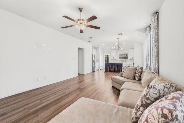 2046 Flametree Ave, New Braunfels, TX 78132
