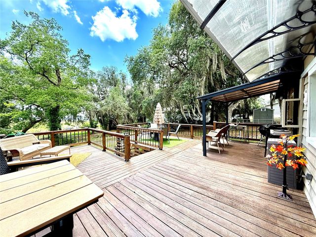 208 ASHLEY STREET, Hawthorne, FL 32640