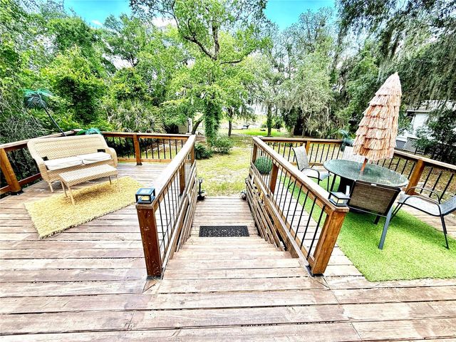208 ASHLEY STREET, Hawthorne, FL 32640