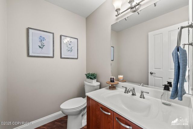 2534 Ridge Pointe Drive, Anchorage, AK 99515