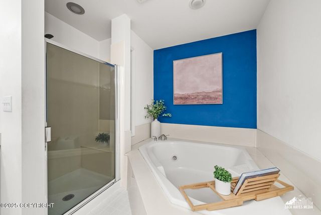 2534 Ridge Pointe Drive, Anchorage, AK 99515