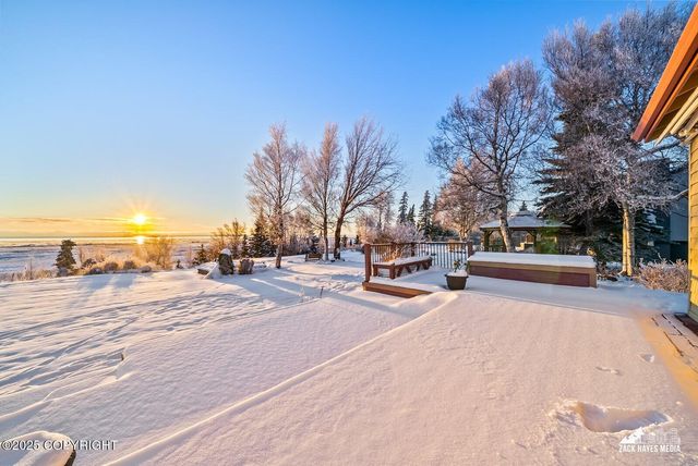 2534 Ridge Pointe Drive, Anchorage, AK 99515