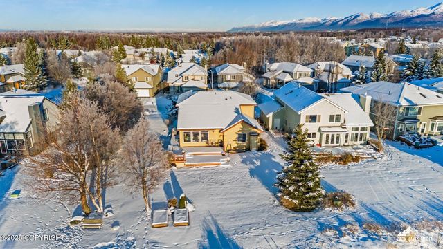 2534 Ridge Pointe Drive, Anchorage, AK 99515