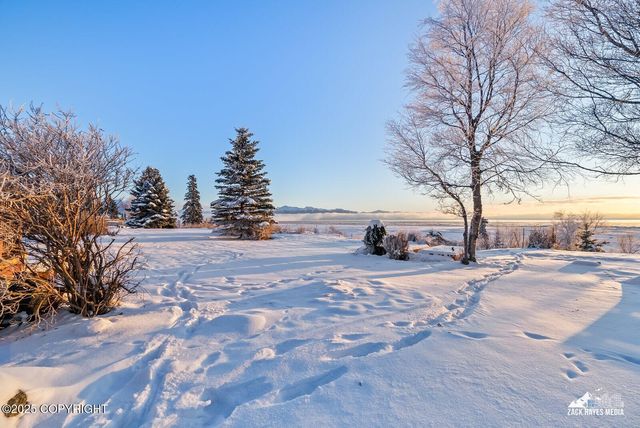 2534 Ridge Pointe Drive, Anchorage, AK 99515