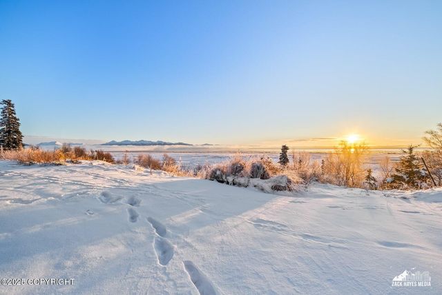 2534 Ridge Pointe Drive, Anchorage, AK 99515