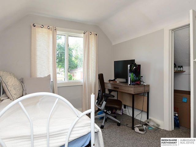 5812 Blondo Street, Omaha, NE 68104