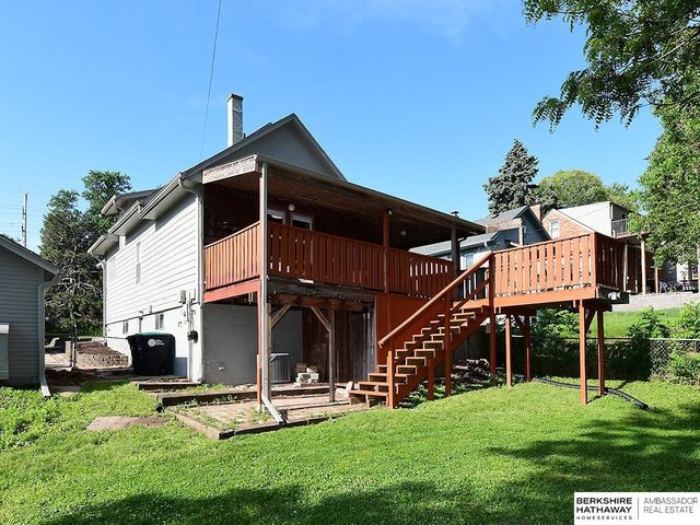5812 Blondo Street, Omaha, NE 68104