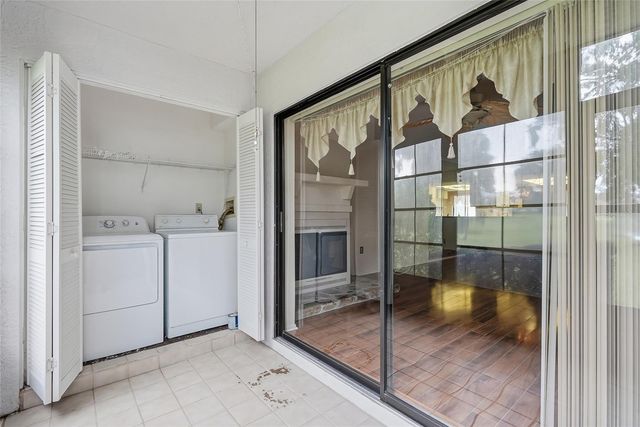 205 MARTHA LANE 205, Oldsmar, FL 34677