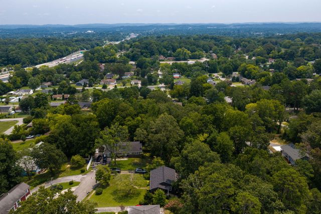 3230 Westonia Drive, Chattanooga, TN 37412