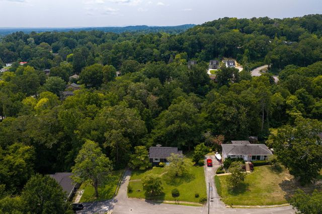 3230 Westonia Drive, Chattanooga, TN 37412