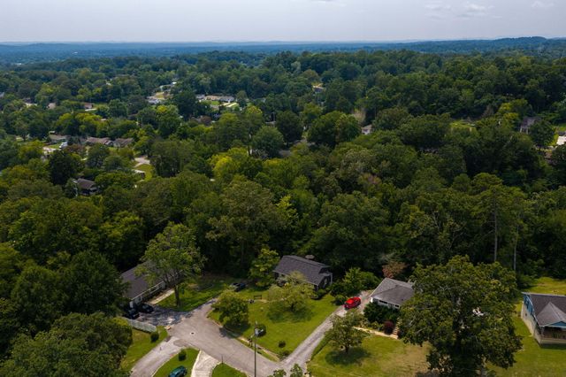 3230 Westonia Drive, Chattanooga, TN 37412